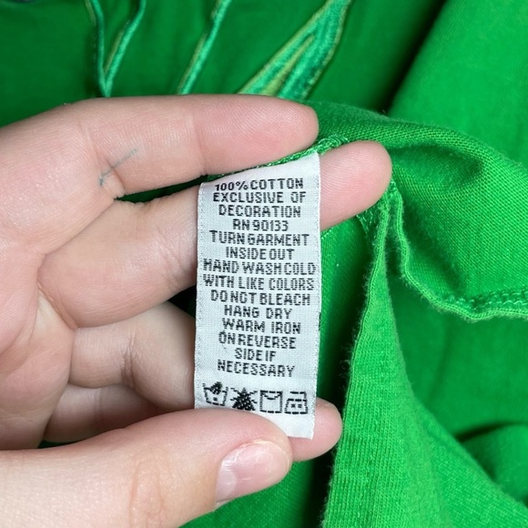 Bob Mackie Wearable Art tulip embroidered t-shirt - Picture 6 of 6